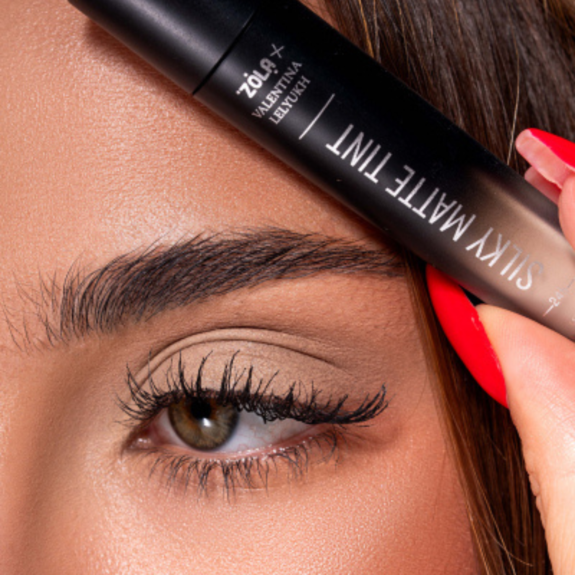 Zola x Valentina Lelyukh Liquid Eyeshadow - 8 kleuren