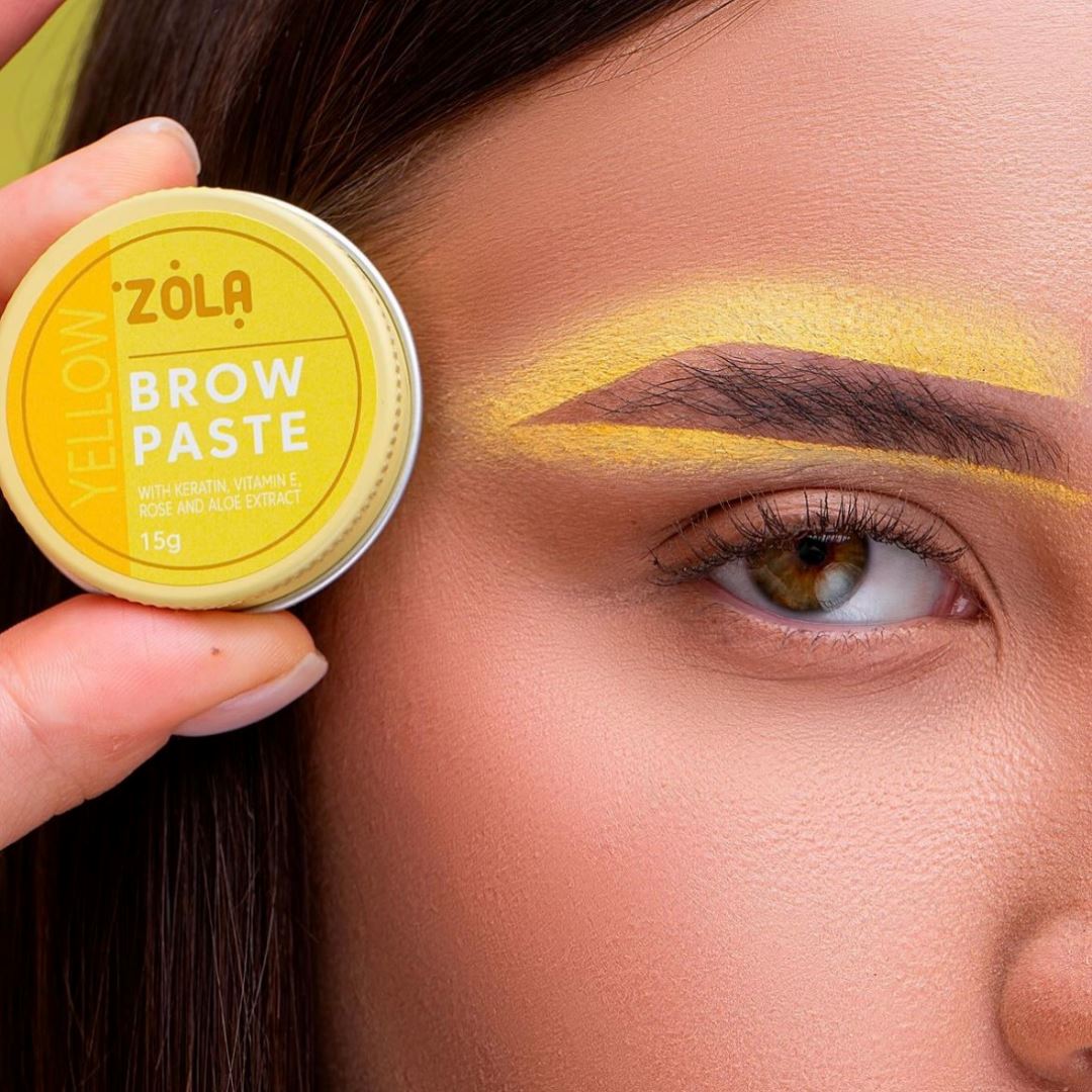 ZOLA Brow Paste met vitamine E en keratine, beschermt de huid tijdens het verven en creëert strakke wenkbrauwcontouren.